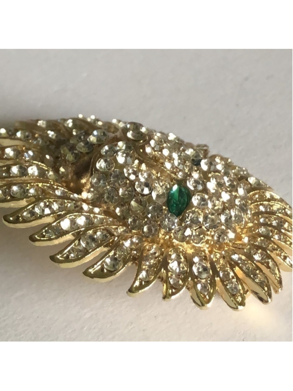 Gold Tone Rhinestone Green Rhinestone Eyes Lions Head Brooch - Picture 4 of 8
